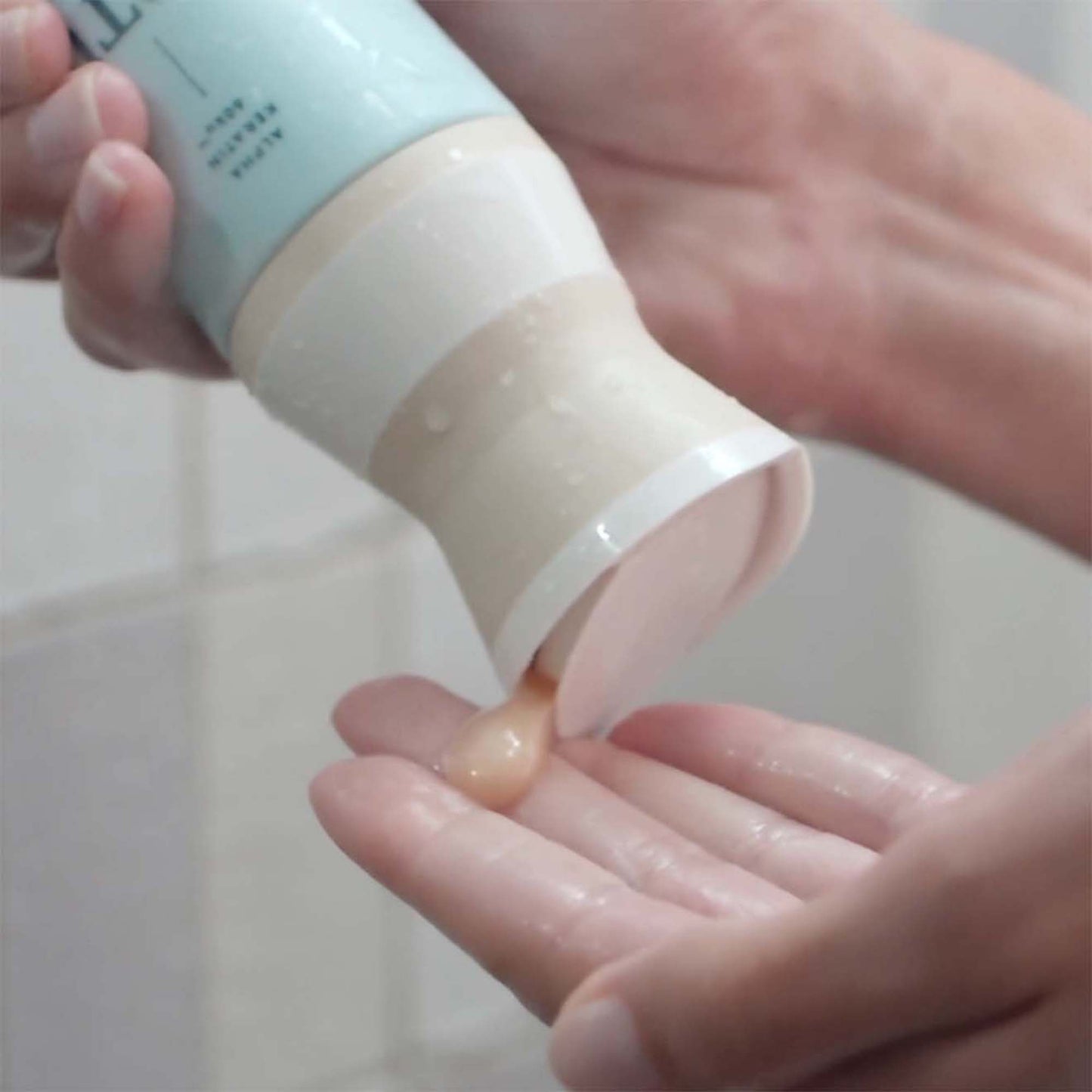 RECOVERY SHAMPOO Cleans | Replenishes | Nourishes